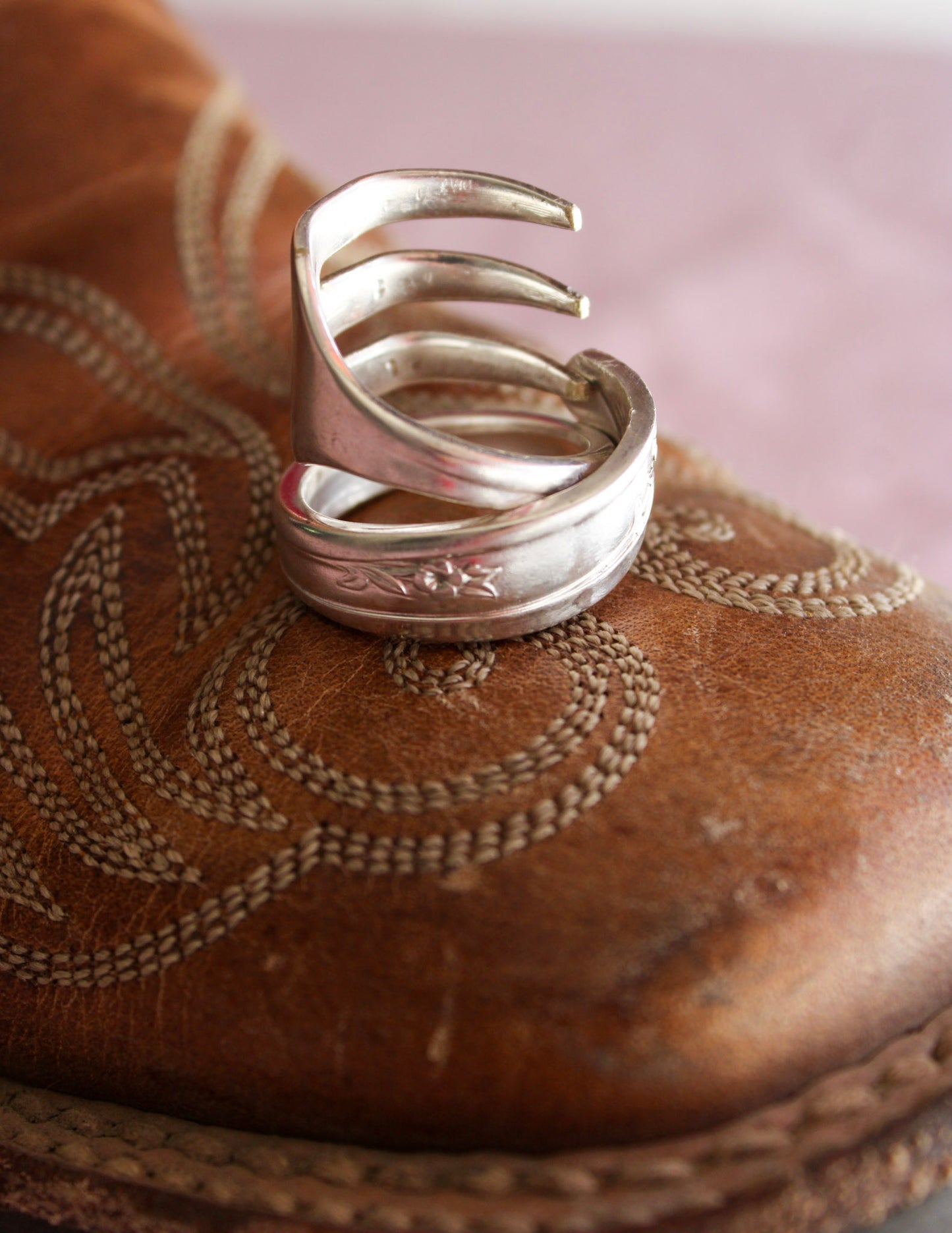 Twisted Tine Thumb Ring